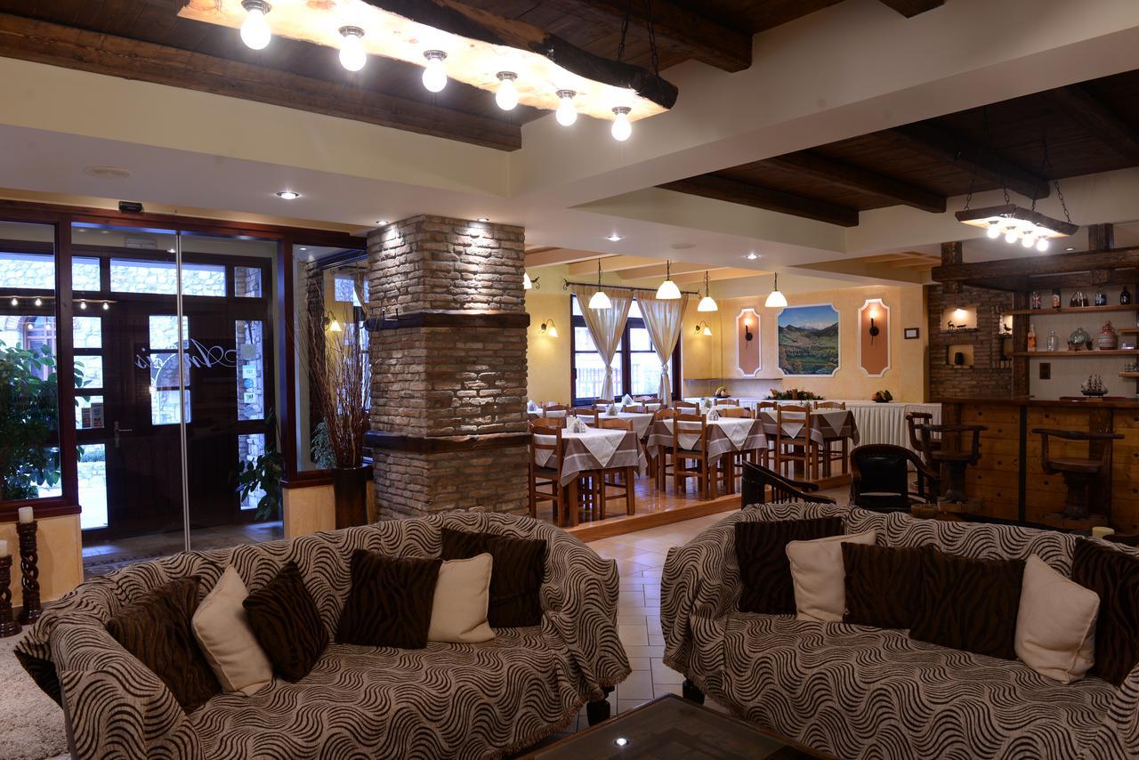 Anesis Hotel Kalavryta Extérieur photo